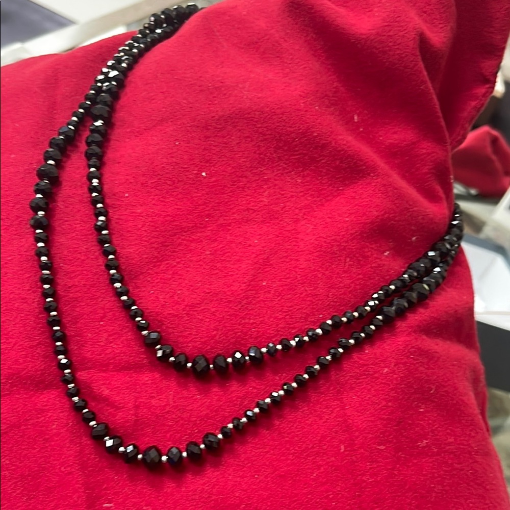 Elegant Black Beaded Necklace